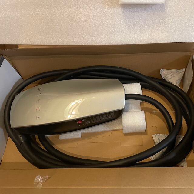 11月で終了 テスラ Tesla 充電 ウォールコネクター7m 送料込み