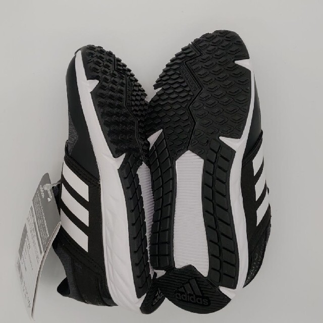 adidas(アディダス)のMIZUKI様専用 キッズ/ベビー/マタニティのキッズ靴/シューズ(15cm~)(スニーカー)の商品写真