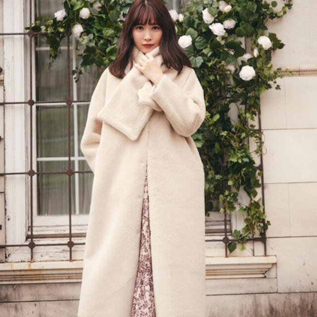 Her lip to Faux Fur Reversible Coat 小嶋陽菜