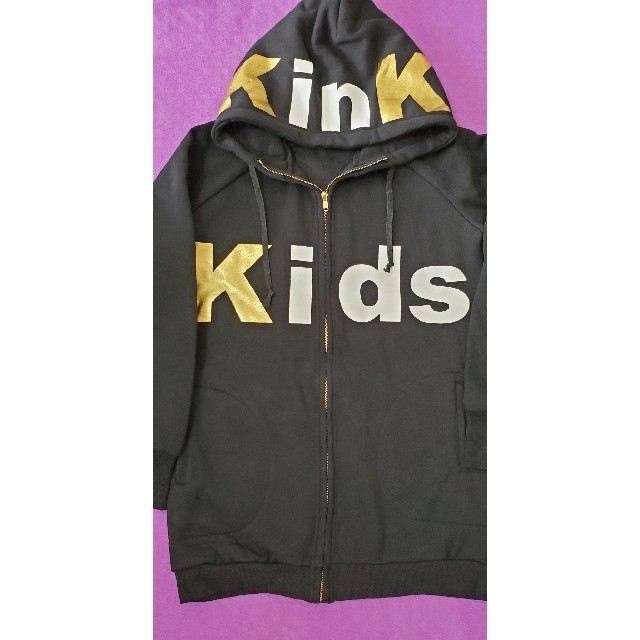 KinKi Kids(キンキキッズ)のKinKi Kids　コンサートグッズ　パーカー エンタメ/ホビーのタレントグッズ(アイドルグッズ)の商品写真