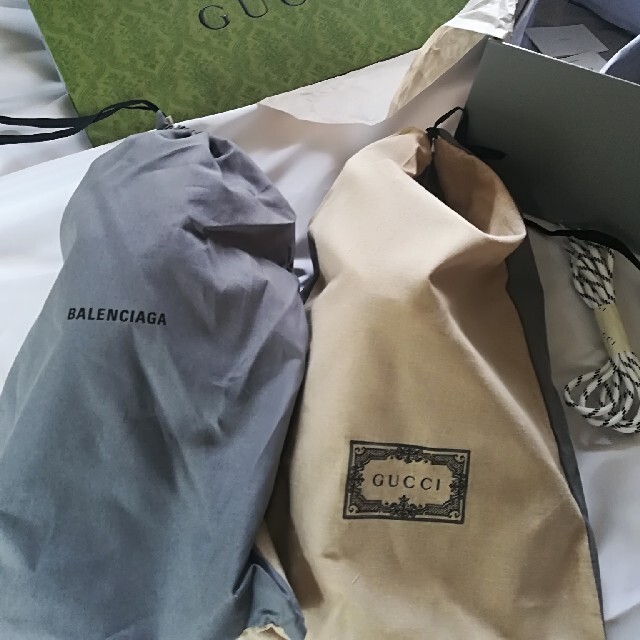 Gucci(グッチ)のGUCCI Balenciaga コラボ　Triple S スニーカー　41 メンズの靴/シューズ(スニーカー)の商品写真
