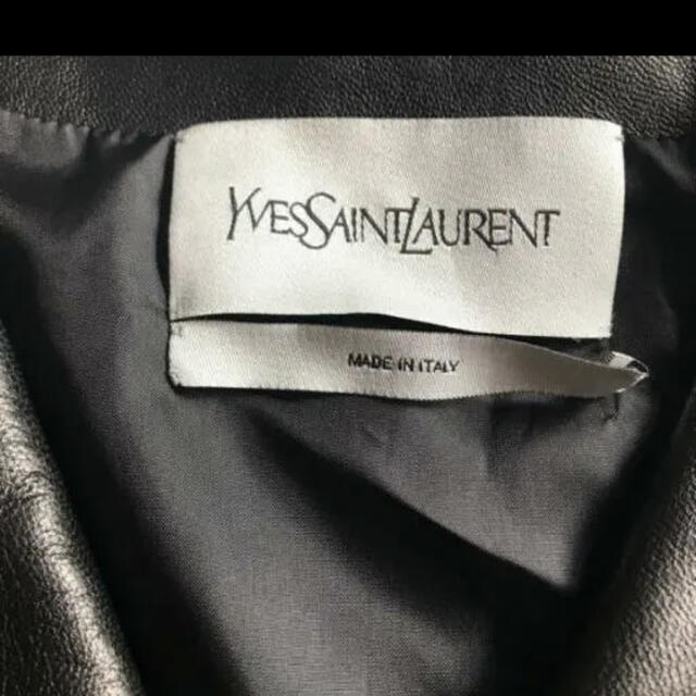 Saint Laurent(サンローラン)のイヴサンローラン　レザージャケット レディースのジャケット/アウター(ノーカラージャケット)の商品写真