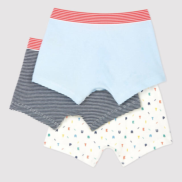 PETIT BATEAU(プチバトー)のプチバトー　新品トランクス　3枚組　6ans/116cm キッズ/ベビー/マタニティのキッズ服男の子用(90cm~)(下着)の商品写真