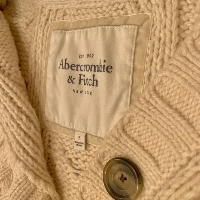 Abercrombie&Fitch(アバクロンビーアンドフィッチ)のちゃおちゃおりんりん様専用 レディースのジャケット/アウター(ニットコート)の商品写真