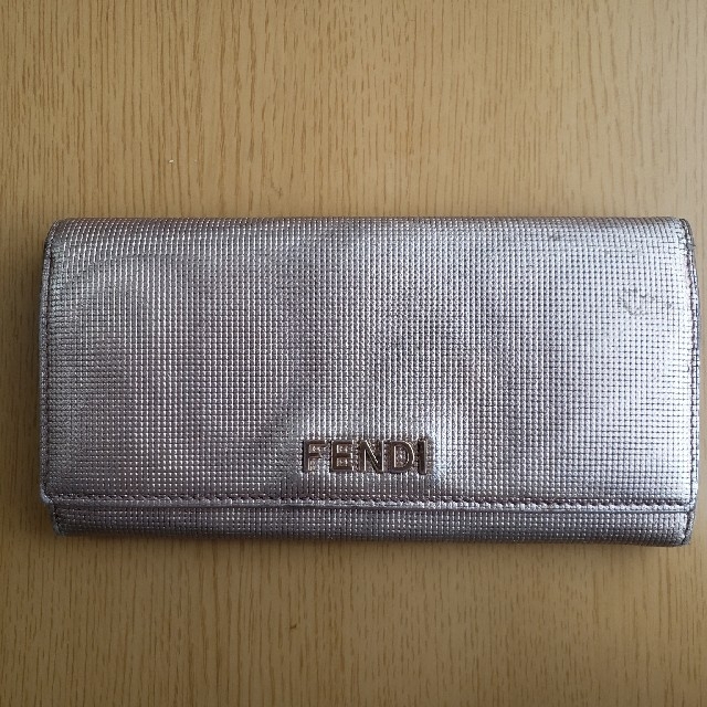 FENDI(フェンディ)の専用◆FENDI 長財布 エンタメ/ホビーのエンタメ その他(その他)の商品写真