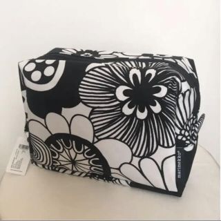 マリメッコ(marimekko)のレア marimekko ポーチ 大 アフケラリーサ シイルトラプータルハ(ポーチ)