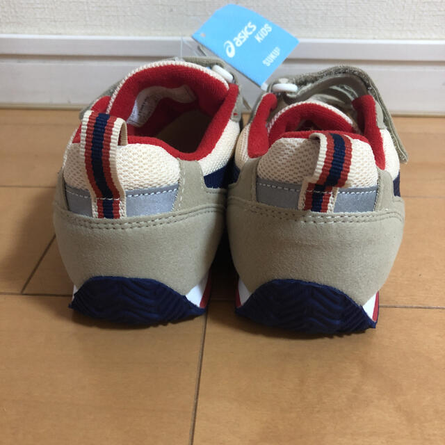 asics(アシックス)の新品　アシックス☆スクスク☆21.0cm キッズ/ベビー/マタニティのキッズ靴/シューズ(15cm~)(スニーカー)の商品写真