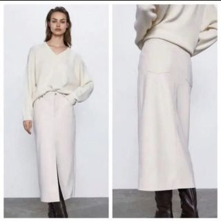 ザラ(ZARA)の【とびび様専用】　フェイクレザー　タイトスカート　ロングスカート　エコレザー　白(ロングスカート)