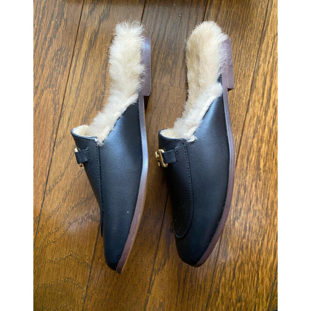 DEUXIEME CLASSE(ドゥーズィエムクラス)の未使用新品⭐︎caminando BIT FUR ファースリッポン　size7 レディースの靴/シューズ(ローファー/革靴)の商品写真