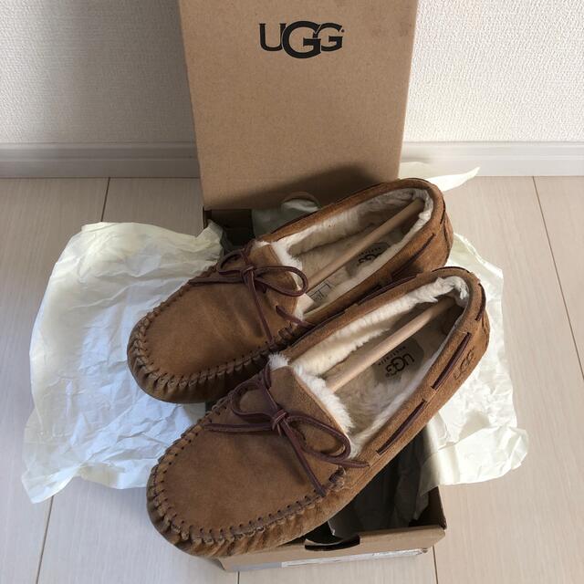 UGG(アグ)のUGG ugg アグ　DAKOTA ダコタ　モカシンUS7.24cm レディースの靴/シューズ(スリッポン/モカシン)の商品写真