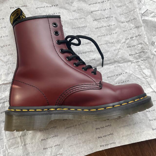 Dr.Martens - 美品ドクターマーチン 8ホール ブーツ CHERRY REDの通販