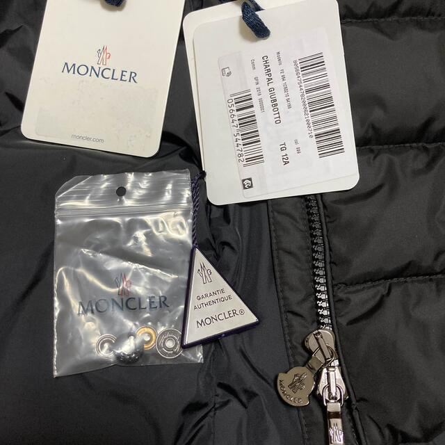 MONCLER(モンクレール)の♢美品♢モンクレールシャーパル12Aブラック レディースのジャケット/アウター(ダウンコート)の商品写真