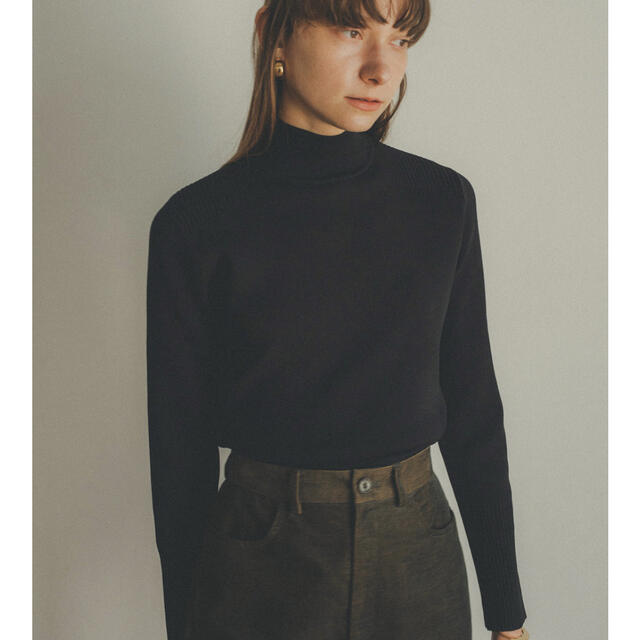 ブランドCLANE完売　クラネ BASIC COMPACT TURTLE KNIT TOPS