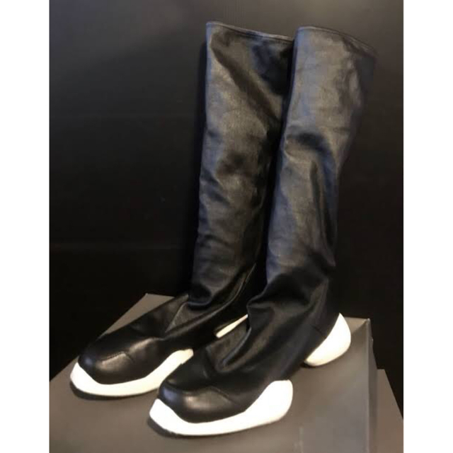 Rick Owens(リックオウエンス)の【送料無料】adidas x Rick Owens ランナーストレッチブーツ メンズの靴/シューズ(スニーカー)の商品写真