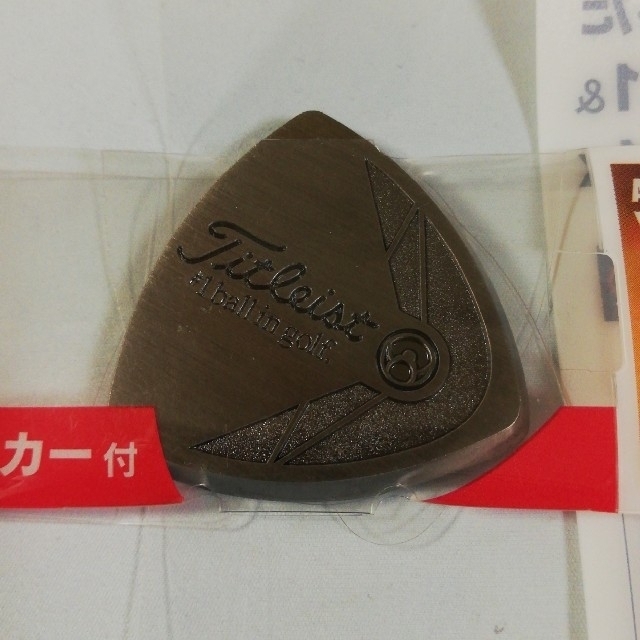 Titleist(タイトリスト)の【Titleist】ポケットマーカー 非売品（シルバー）美品 スポーツ/アウトドアのゴルフ(その他)の商品写真