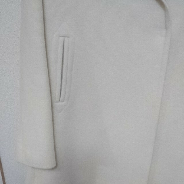 オフホワイト ハーフコート レディースのジャケット/アウター(テーラードジャケット)の商品写真
