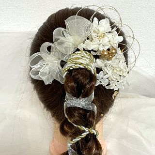 髪飾り　成人式　結婚式　卒業式　袴　振袖　ドレス　着物　リボン　プリザーブド(ヘアアクセサリー)