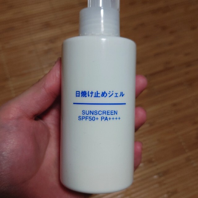 MUJI (無印良品)(ムジルシリョウヒン)の無印良品 日焼け止めジェル コスメ/美容のボディケア(日焼け止め/サンオイル)の商品写真