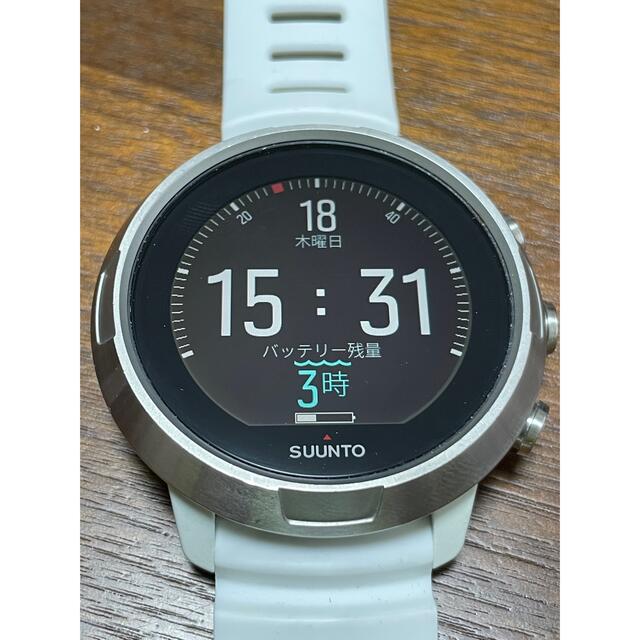 SUUNTO(スント)の30日締め切り　最終値下げ　SUUNTO D5 ダイビングコンピュータ　 スポーツ/アウトドアのスポーツ/アウトドア その他(マリン/スイミング)の商品写真