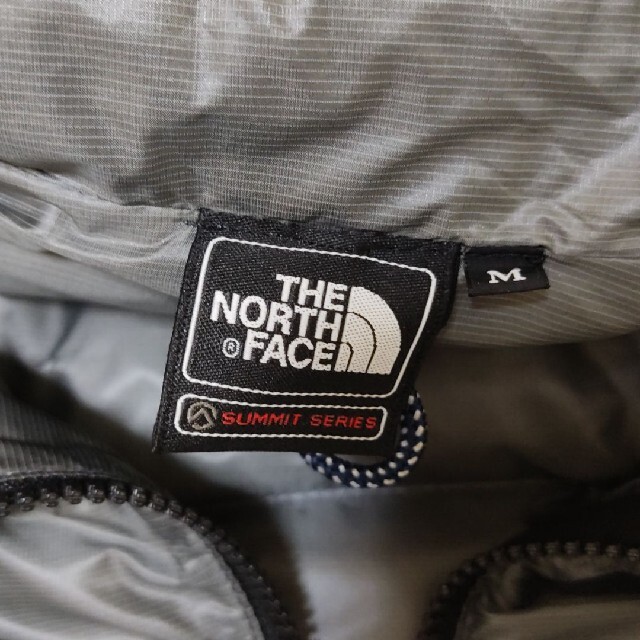 THE NORTH FACE(ザノースフェイス)のノースフェイス ダウンジャケット アコンカグア サミットシリーズ グレー M メンズのジャケット/アウター(ダウンジャケット)の商品写真