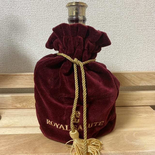 ロイヤルサルート21年 食品/飲料/酒の酒(ウイスキー)の商品写真