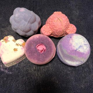 ラッシュ(LUSH)の専用！LUSH 訳あり バスボムセット(入浴剤/バスソルト)