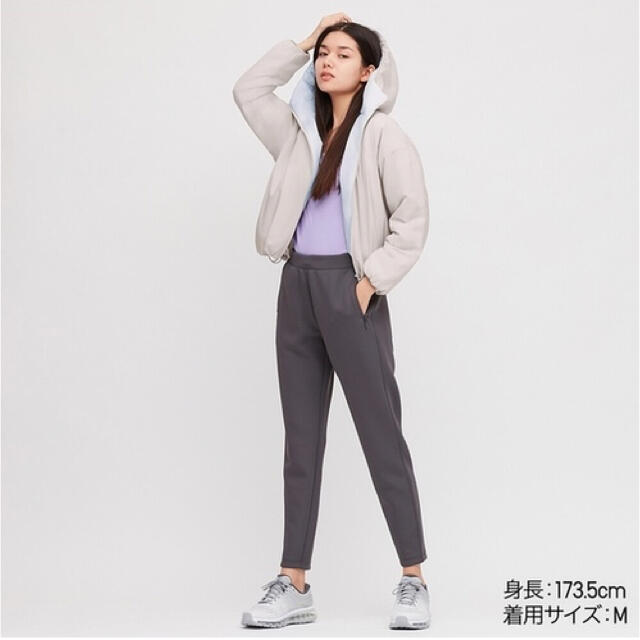 UNIQLO(ユニクロ)のユニクロ ライトパデットパーカ XLサイズ／ピンク 新品タグ付き！ レディースのジャケット/アウター(その他)の商品写真