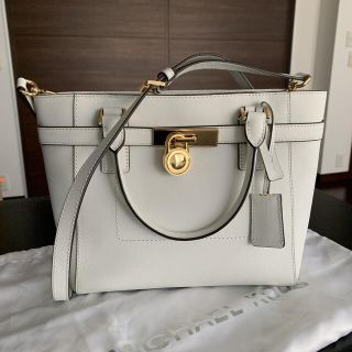 マイケルコース(Michael Kors)のマイケルコース ハンドバッグ ショルダー ハミルトン 白 レザー(ハンドバッグ)