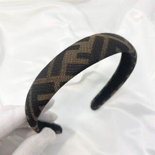 2ページ目 - フェンディ カチューシャの通販 100点以上 | FENDIの 2ページ目 - フェンディ カチューシャの通販 100点以上 | FENDIの