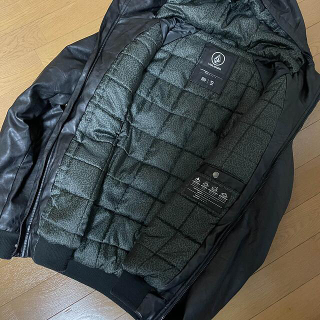 volcom(ボルコム)の美品⭐︎送料込⭐︎VOLCOM レザージャケット　Mサイズ　black メンズのジャケット/アウター(レザージャケット)の商品写真