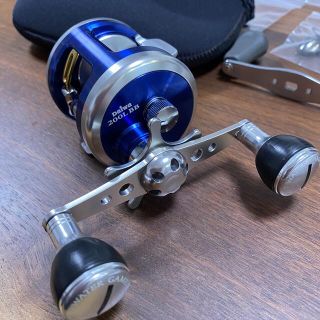 ダイワ(DAIWA)のダイワ  ミリオネア　ブルーバッカー200LBB(リール)