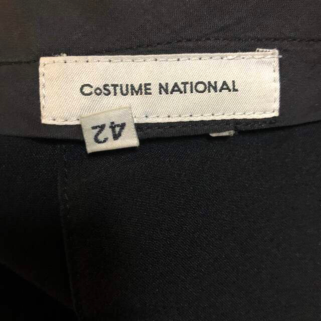 CoSTUME NATIONAL(コスチュームナショナル)のCostume National 42 テーパードスラックス　9分丈 メンズのパンツ(スラックス)の商品写真