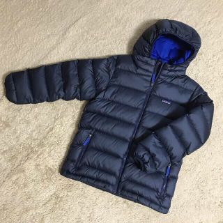 パタゴニア(patagonia)の❗️Koringo様専用❗️Patagonia ダウン　ネイビー　キッズＬ150(ジャケット/上着)