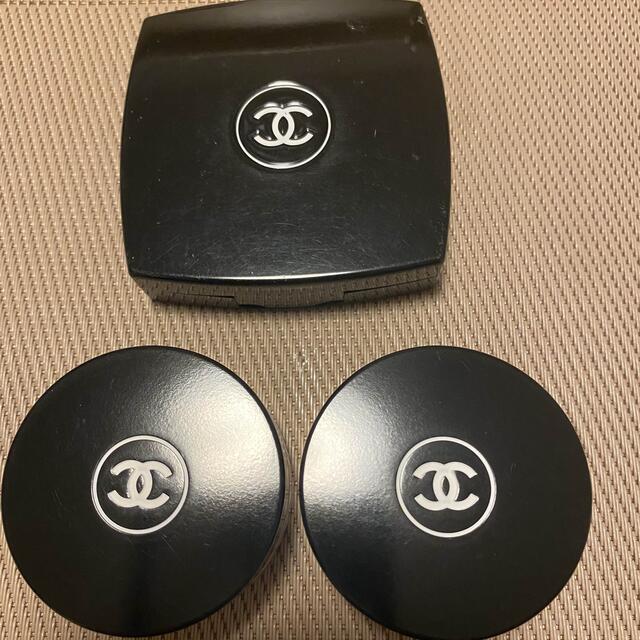 CHANEL(シャネル)のシャネルリップバーム&ファンデーションケースセット コスメ/美容のスキンケア/基礎化粧品(リップケア/リップクリーム)の商品写真