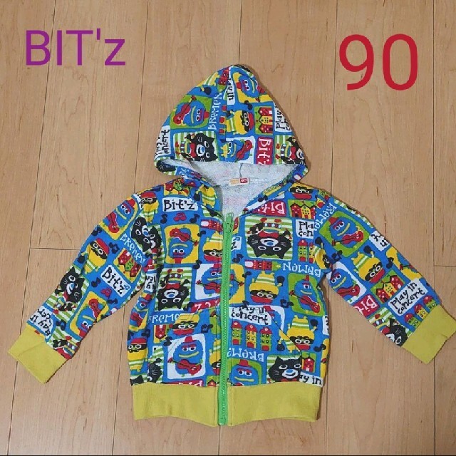 Bit'z(ビッツ)のよしみん様専用！　　USED　ビッツ　パーカー　90 キッズ/ベビー/マタニティのキッズ服男の子用(90cm~)(Tシャツ/カットソー)の商品写真