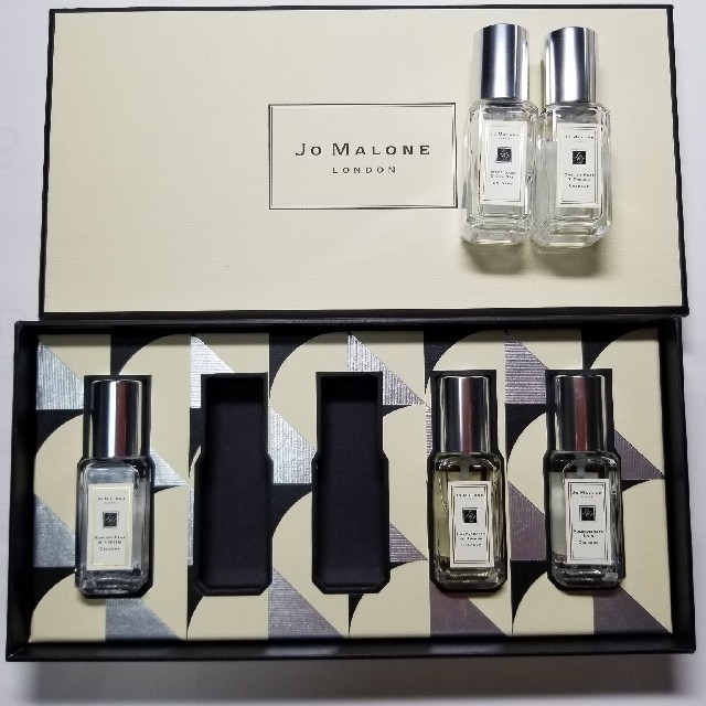 Jo Malone(ジョーマローン)の☆値下げ☆Jo Malone2020クリスマスコロン未使用3本 コスメ/美容の香水(香水(女性用))の商品写真