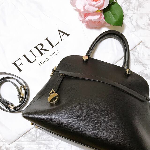 【美品！】FURLA フルラ パイパー S 2wayバッグ ショルダーバッグ 黒cocoバッグ一覧