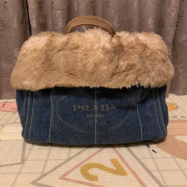 PRADA ファーバッグ - トートバッグ