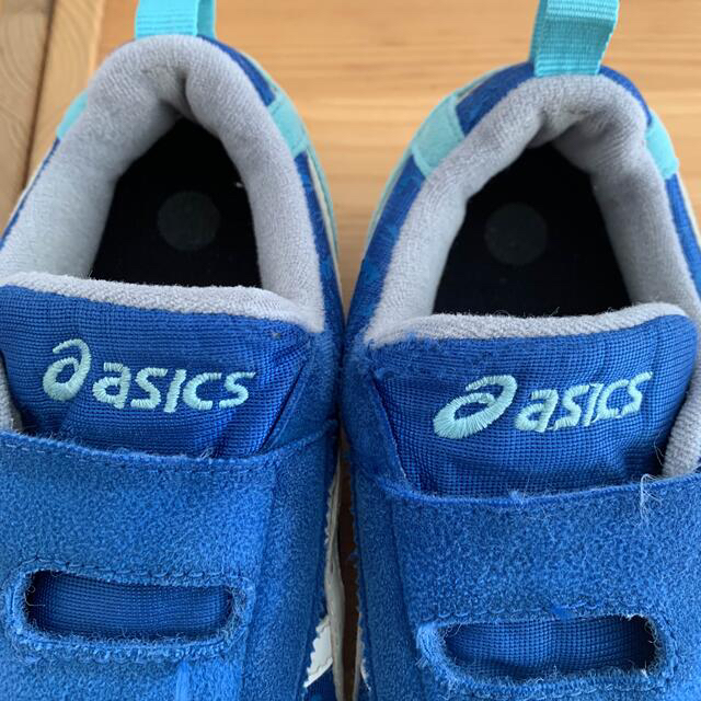 asics(アシックス)のアシックス　20 cm スニーカー　青 キッズ/ベビー/マタニティのキッズ靴/シューズ(15cm~)(スニーカー)の商品写真