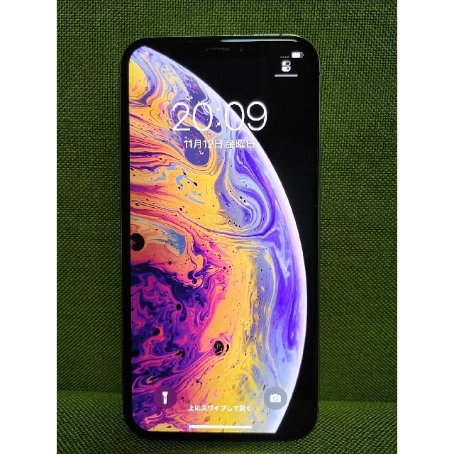 iPhone Xs Silver 64 GB SIMフリー　シルバー