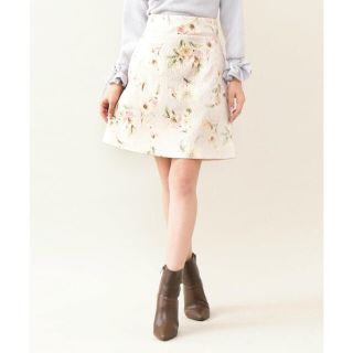 ジルバイジルスチュアート(JILL by JILLSTUART)のJILL by JILLSTUART ジルバイ　ジャガードフローラル スカート(ミニスカート)