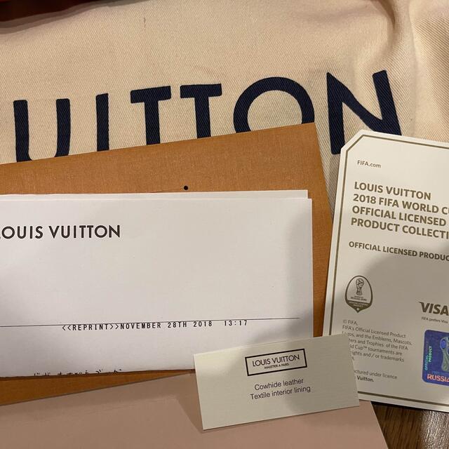 LOUIS VUITTON(ルイヴィトン)の表参道店LOUIS VUITTON ルイヴィトン  W杯　ボストンバッグ スポーツ/アウトドアのサッカー/フットサル(記念品/関連グッズ)の商品写真