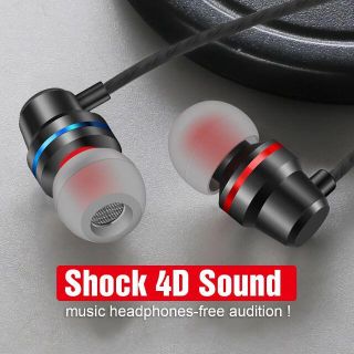 3.5mmプラグ　イヤホン　有線　4D　立体音響　高音質　 新品 黒。(ヘッドフォン/イヤフォン)