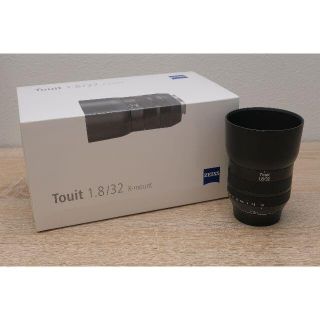 フジフイルム(富士フイルム)のZEISS Touit 1.8/32(富士フイルムXマウント用)※先着おまけ有(レンズ(単焦点))