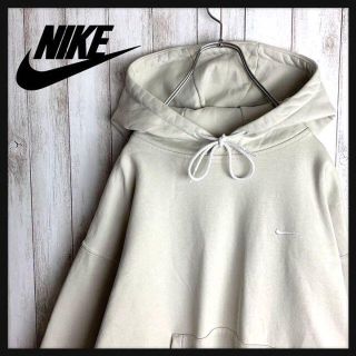 【激レア】ナイキラボ NIKE★ワンポイント刺繍ロゴ パーカー 定番カラー 肉厚