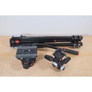 マンフロット(Manfrotto)のManfrotto ビデオ雲台、アルミ三脚、XPRO3ウェイ雲台(その他)