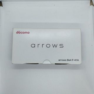 アローズ(arrows)のarrows Be4 F-41A ホワイトとブラック2台simロック解除済み(スマートフォン本体)