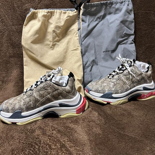 Gucci(グッチ)のGUCCI BALENCIAGA レア  Triple S”トリプルS正規購入品 メンズの靴/シューズ(スニーカー)の商品写真