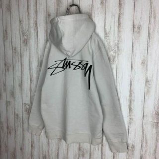 【ステューシー】近年モデル 肉厚ロゴプリント スウェット パーカー stussy