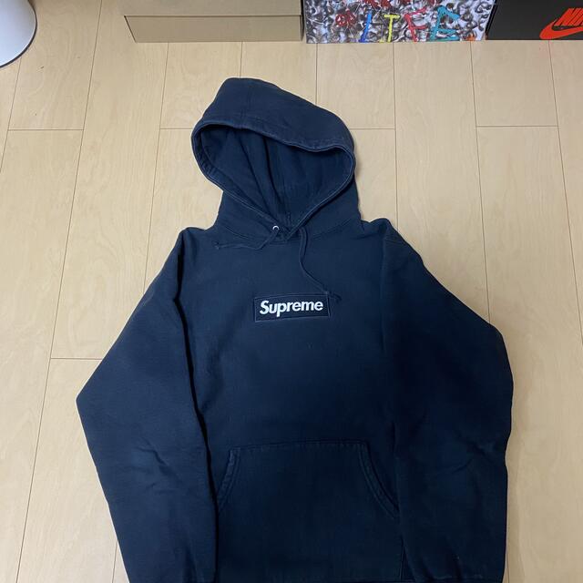 確実正規品 supreme パーカー